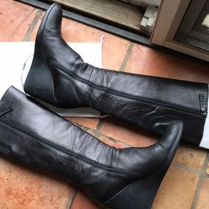 PRISTINE PRADA Logos Dark Brwn LTHR HI Wedge Boots